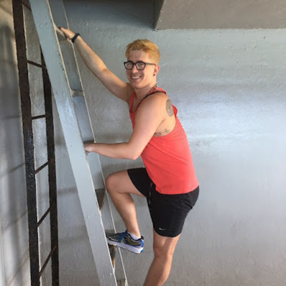 Meet your Posher, Andrew - Picture 1 of 1